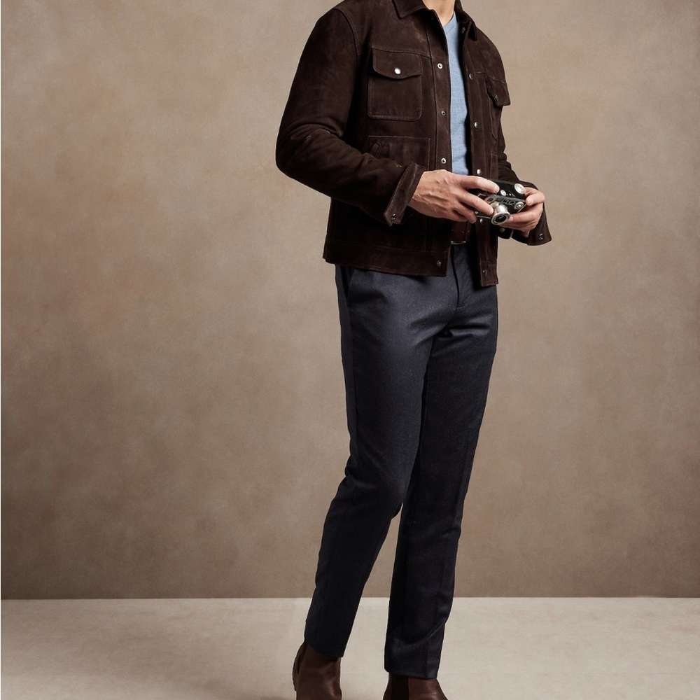 • Banana Republic Dress Pants • Navy Standard Fit •